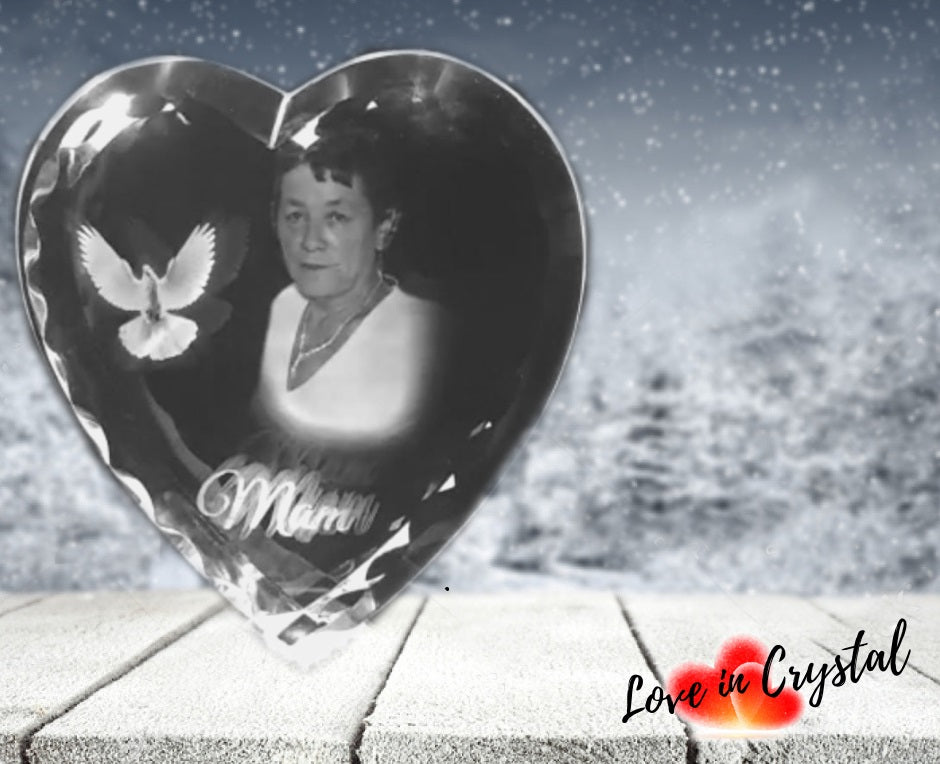 Hand Cut Crystal Heart – Love in Crystal